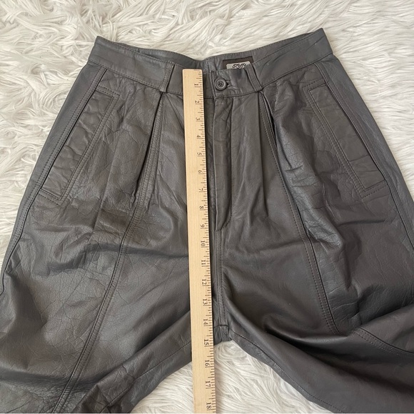 VINTAGE 100% Leather High Waist Pleat front Trousers Toffs - Picture 5 of 12